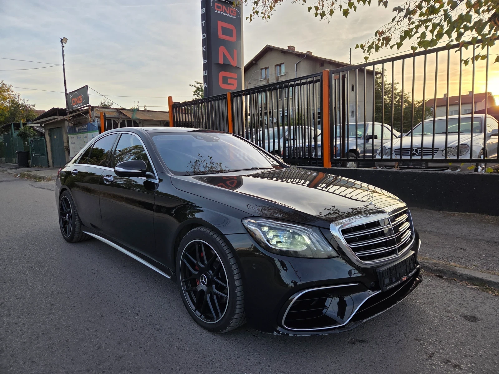Mercedes-Benz S 560 AMG/FACE/BURMASTER/EURO6, снимка 2 - Автомобили и джипове - 56330967