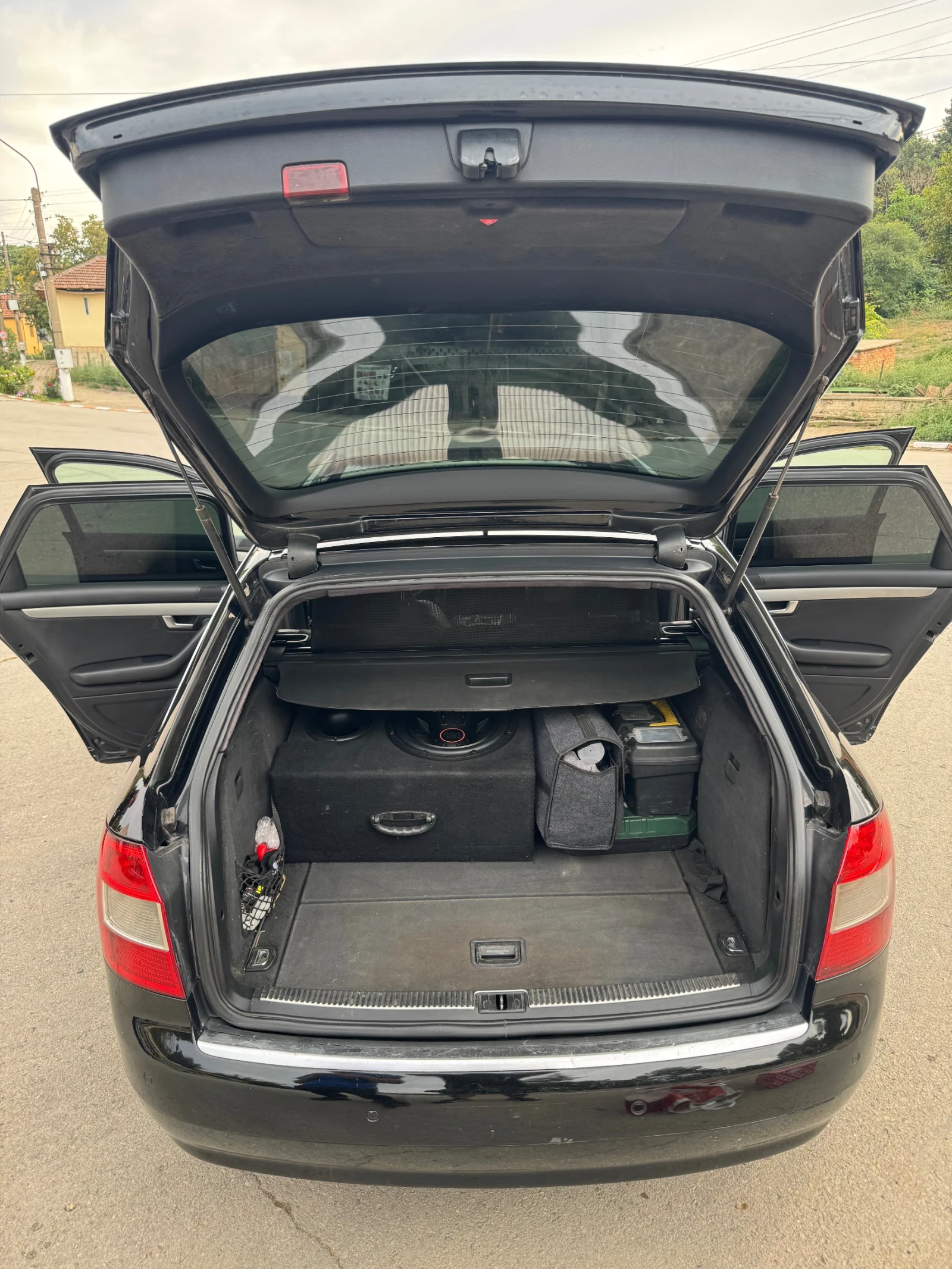 Audi A4, снимка 9 - Автомобили и джипове - 56450777