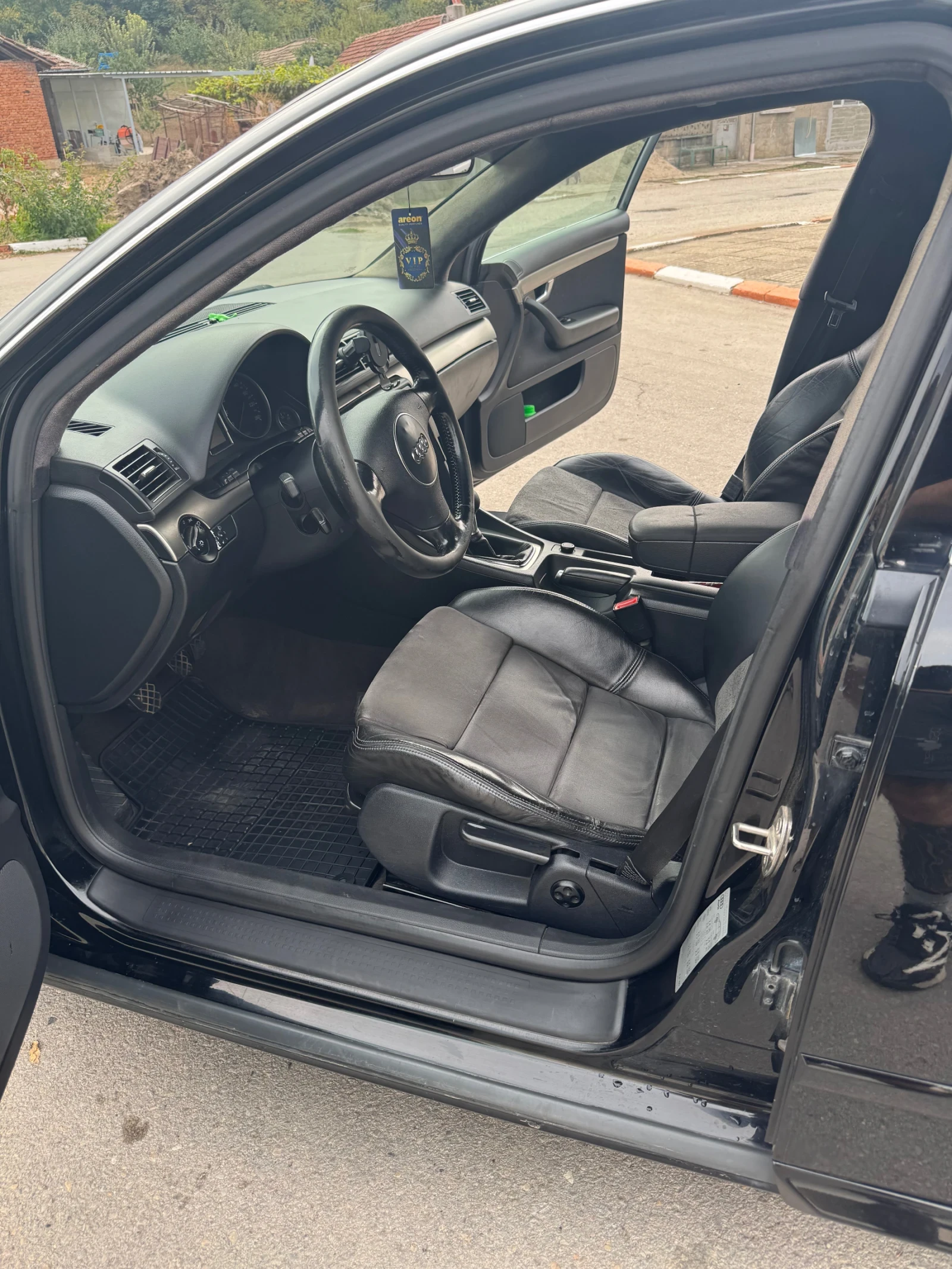 Audi A4, снимка 4 - Автомобили и джипове - 56450777