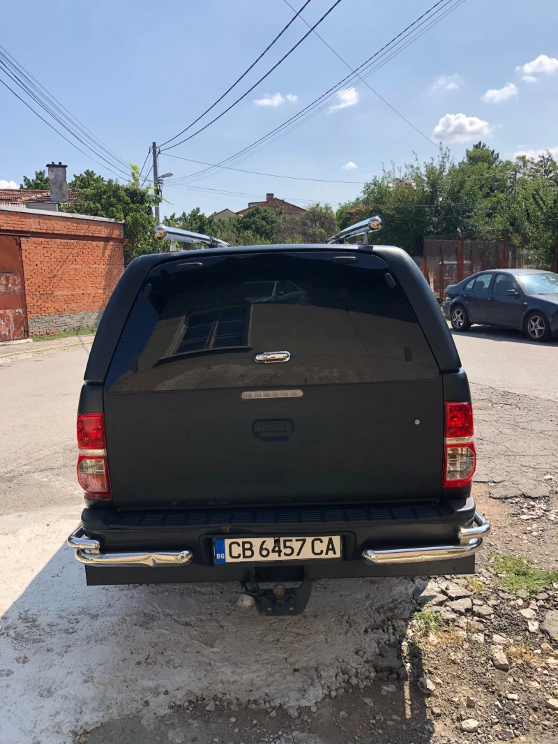 Toyota Hilux, снимка 4 - Автомобили и джипове - 42044859