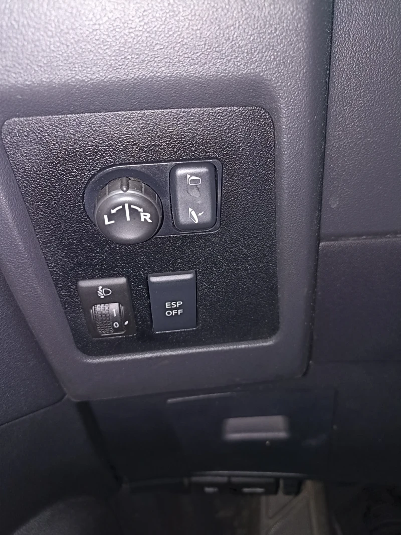 Nissan Qashqai Джип , снимка 8 - Автомобили и джипове - 52458614