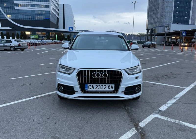 Audi Q3 S-line Quattro, снимка 3 - Автомобили и джипове - 52998332
