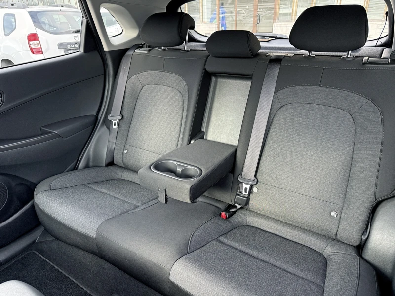 Hyundai Kona 64KWh Facelift , снимка 14 - Автомобили и джипове - 53165452