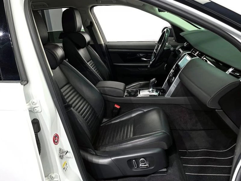 Land Rover Discovery Sport 2.0 Automatic, снимка 11 - Автомобили и джипове - 55841277
