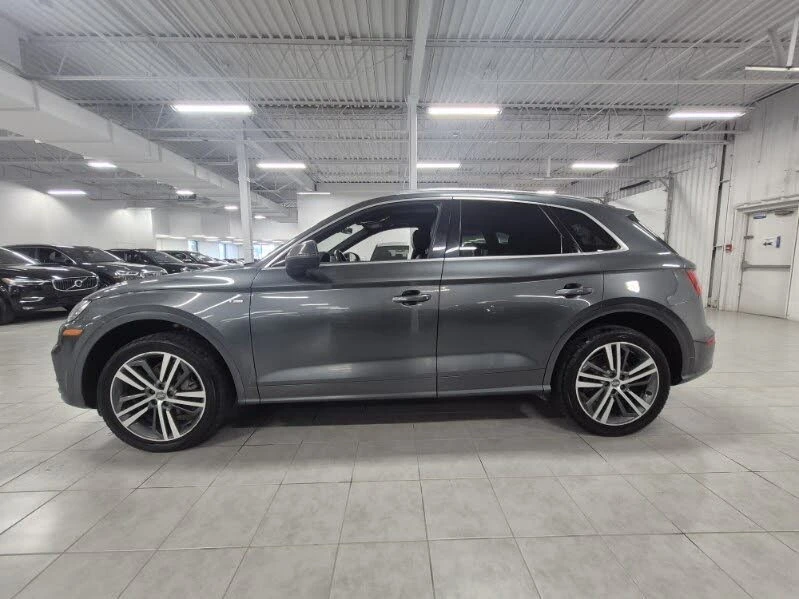Audi Q5 quattro * Панорама * АвтоКредит (ЦЕНА ДО БГ), снимка 4 - Автомобили и джипове - 56186870