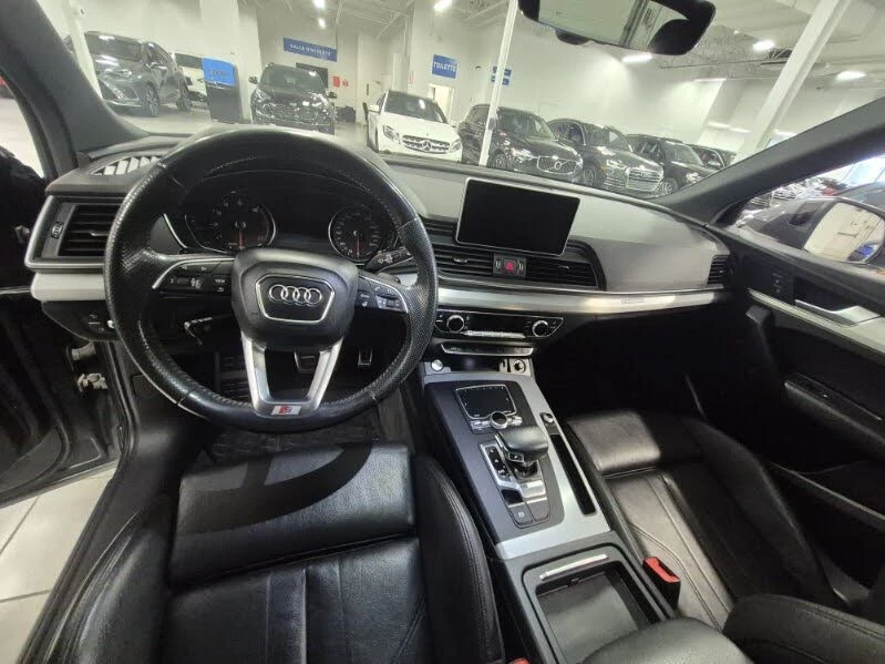 Audi Q5 quattro * Панорама * АвтоКредит (ЦЕНА ДО БГ), снимка 10 - Автомобили и джипове - 56186870