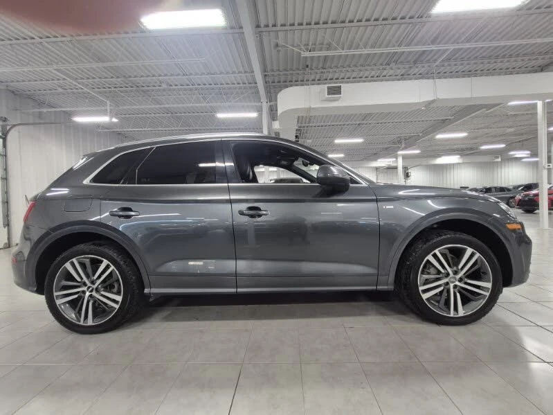 Audi Q5 quattro * Панорама * АвтоКредит (ЦЕНА ДО БГ), снимка 8 - Автомобили и джипове - 56186870
