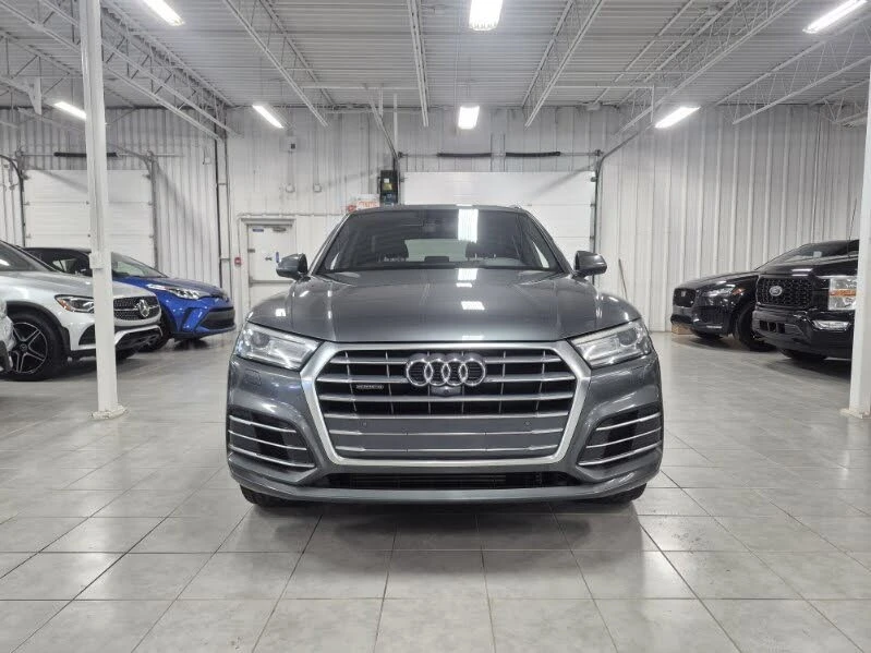 Audi Q5 quattro * Панорама * АвтоКредит (ЦЕНА ДО БГ), снимка 2 - Автомобили и джипове - 56186870