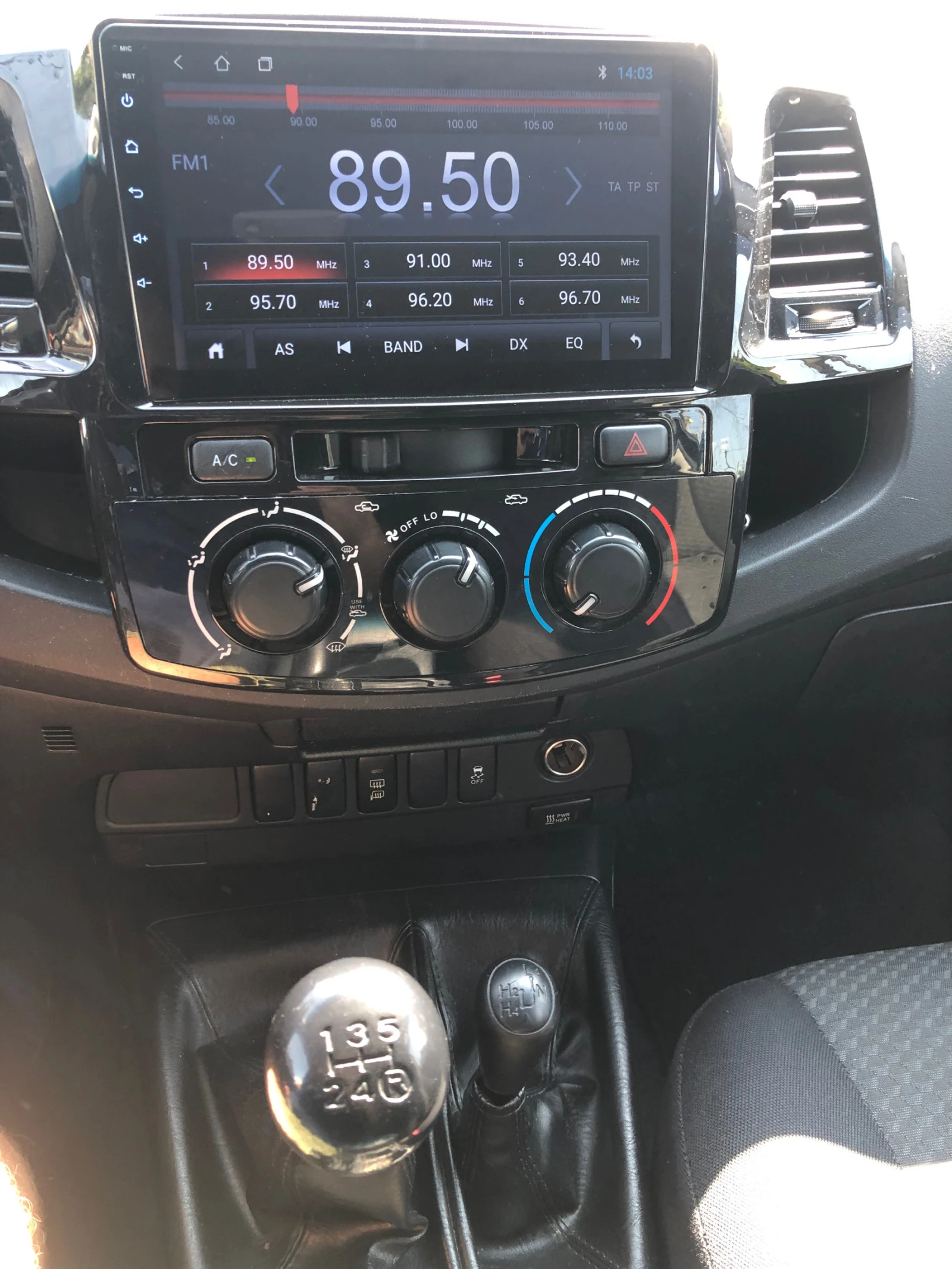 Toyota Hilux | Mobile.bg — изображение 13