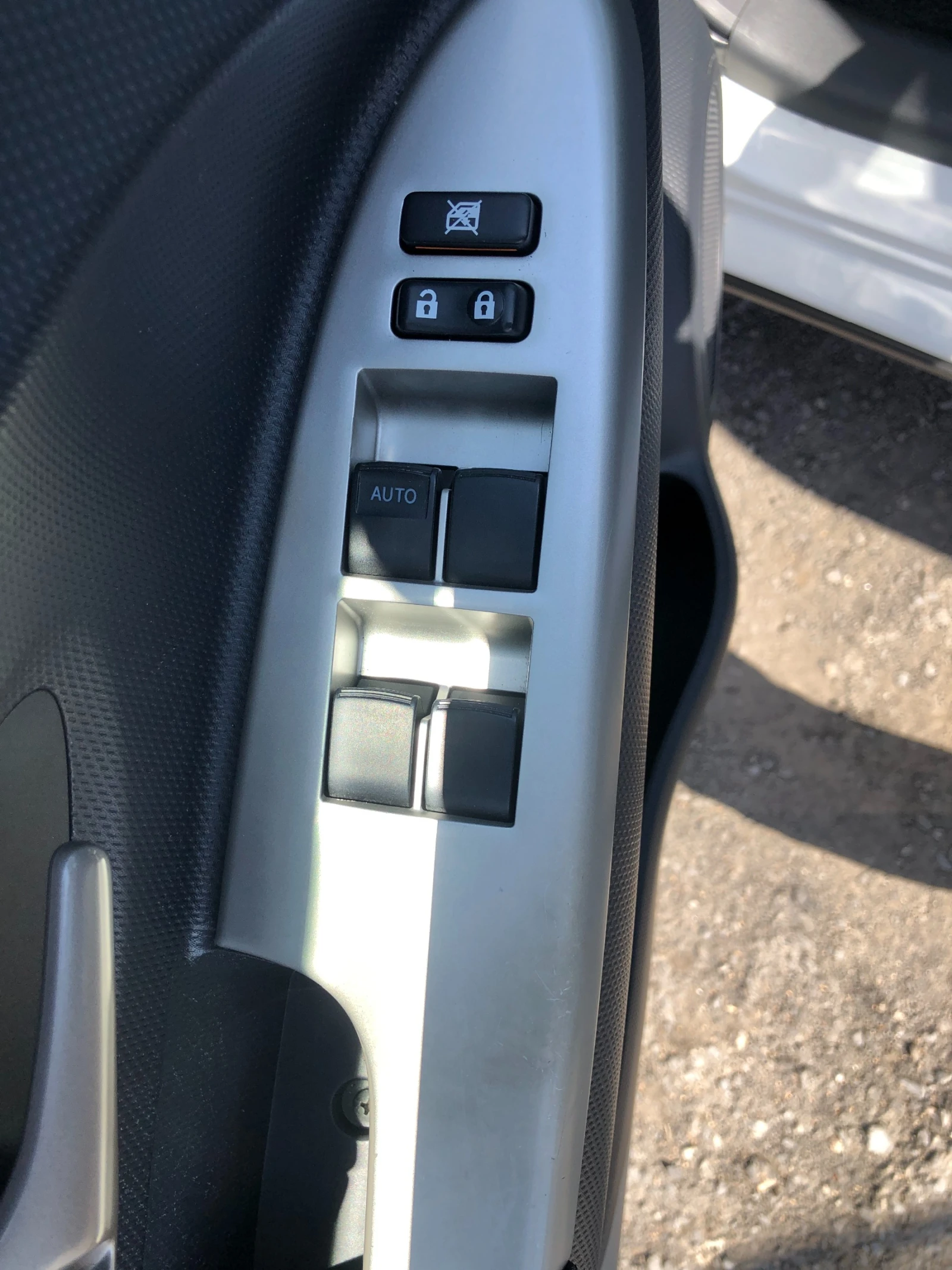 Toyota Urban Cruiser 1.4 D4D AWD / 4х4 / ОБСЛУЖЕНА / КАСКО - изображение 10