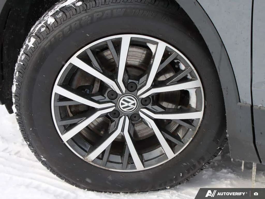 VW Tiguan * ComfortlineCERTIFIED AS TRADED, NAVIGATION, HTD  - изображение 7