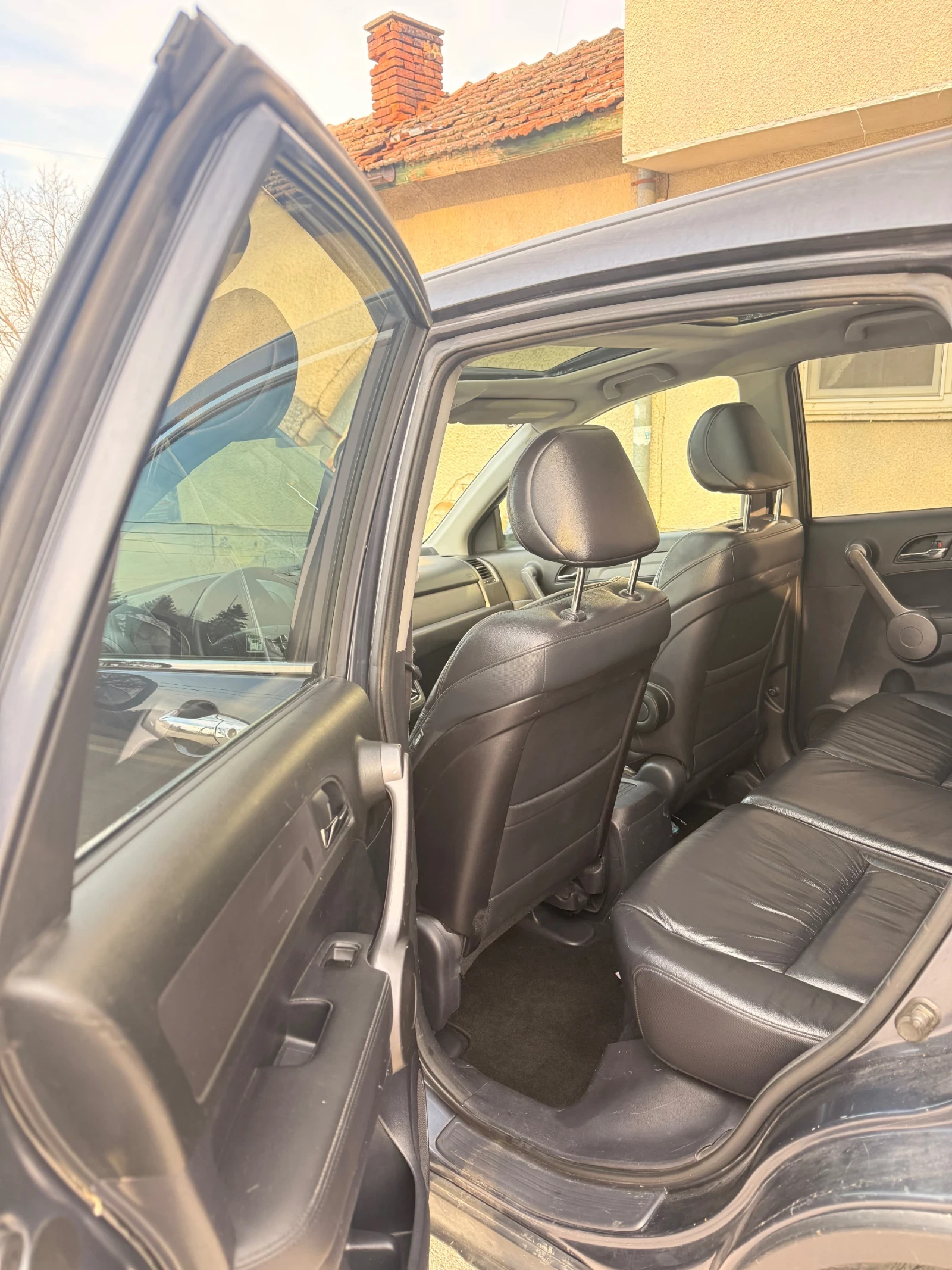 Honda Cr-v Газ/Панорама/Подгрев, снимка 12 - Автомобили и джипове - 54284568