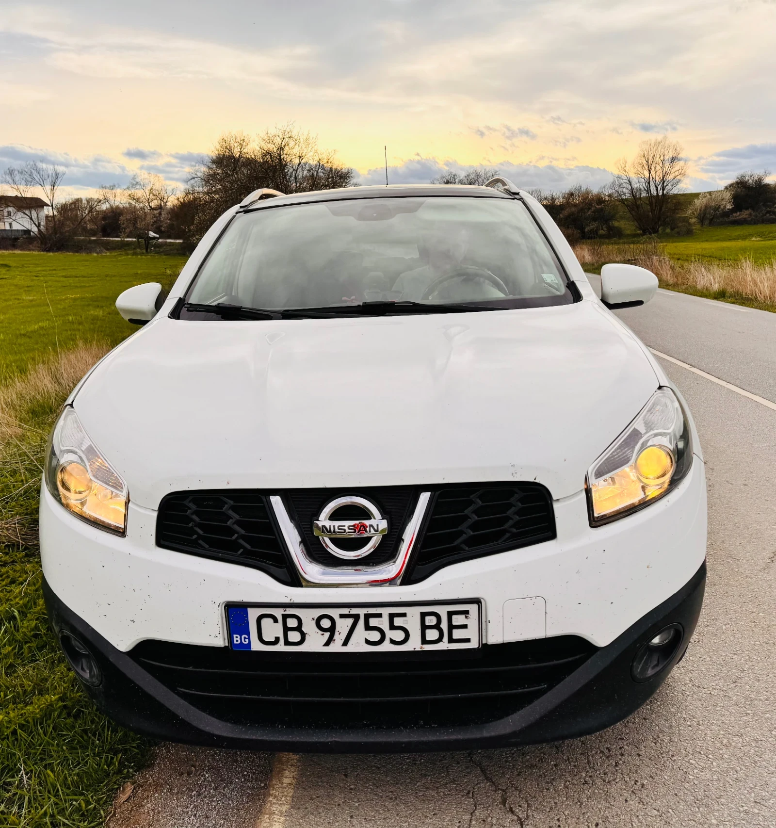 Nissan Qashqai, снимка 2 - Автомобили и джипове - 54227454