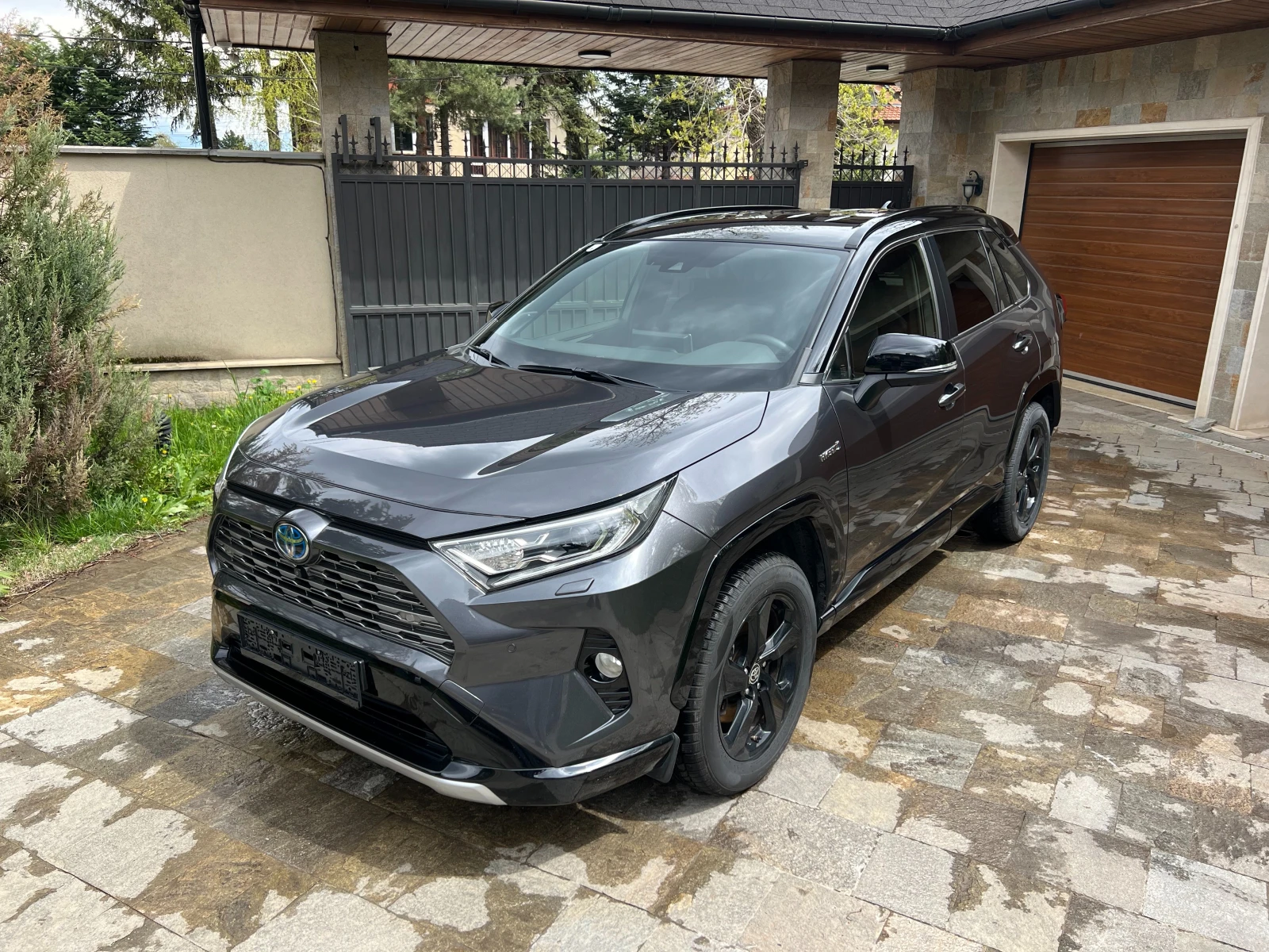 Toyota Rav4 2.5 HEV STYLE, снимка 2 - Автомобили и джипове - 54344039