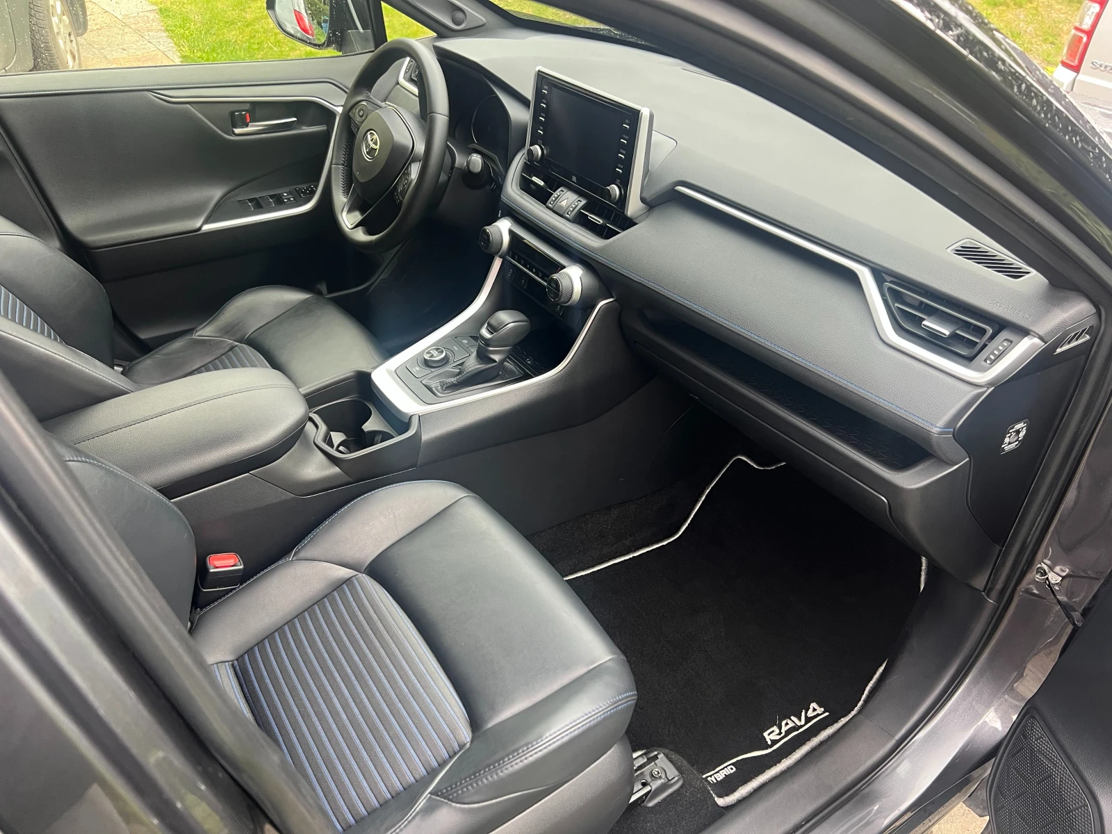 Toyota Rav4 2.5 HEV STYLE, снимка 7 - Автомобили и джипове - 54344039