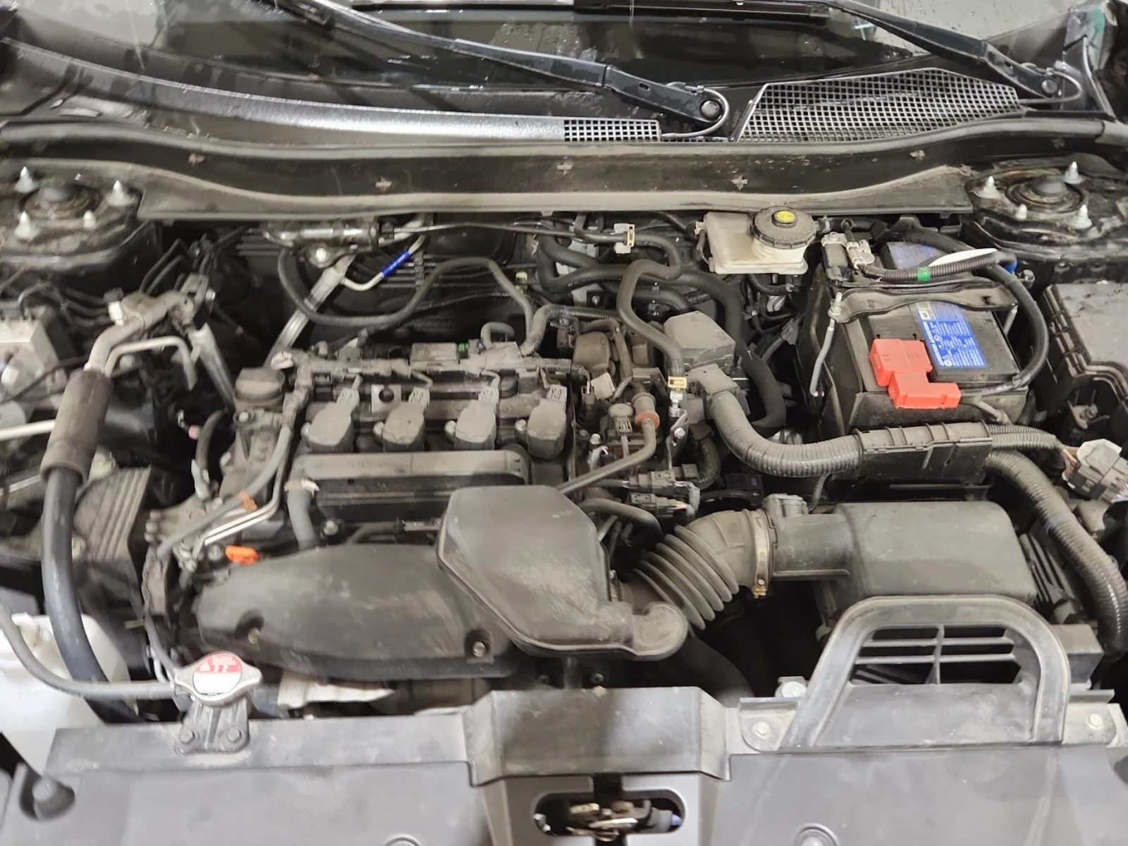 Honda Cr-v SPORT * Blind Spot * CARFAX * АВТО КРЕДИТ * , снимка 16 - Автомобили и джипове - 54726921