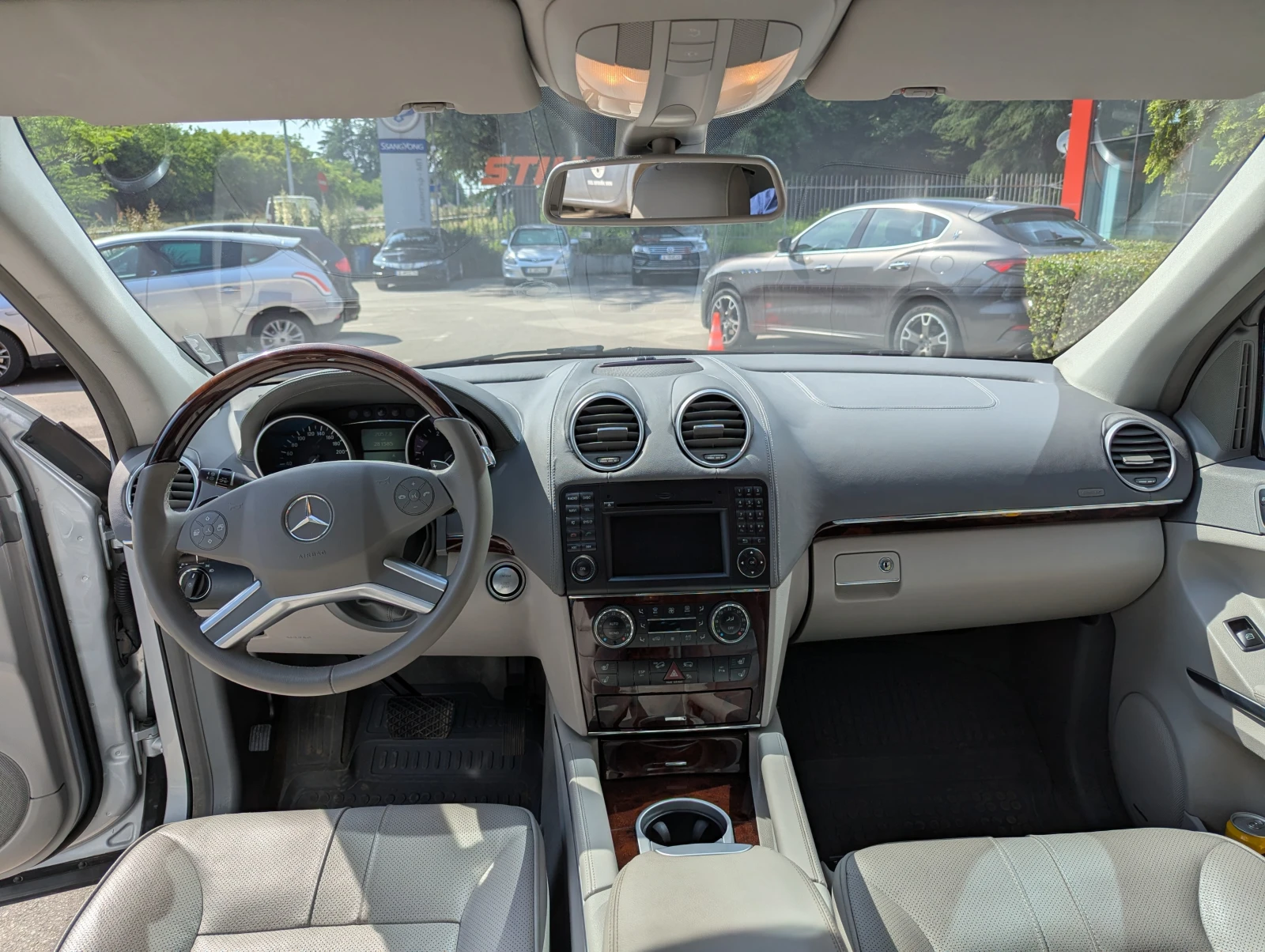 Mercedes-Benz ML 300 4MATIC 7G-TRONIC, снимка 9 - Автомобили и джипове - 54765817