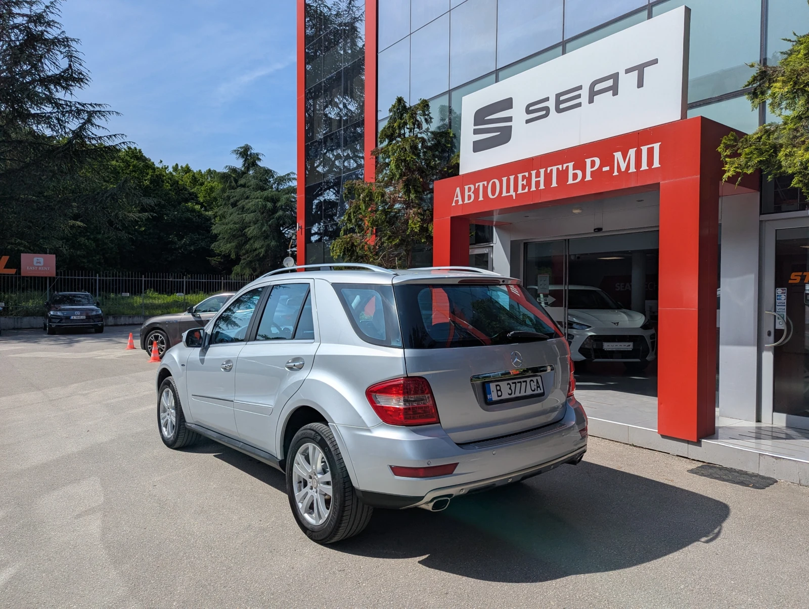Mercedes-Benz ML 300 4MATIC 7G-TRONIC, снимка 3 - Автомобили и джипове - 54765817