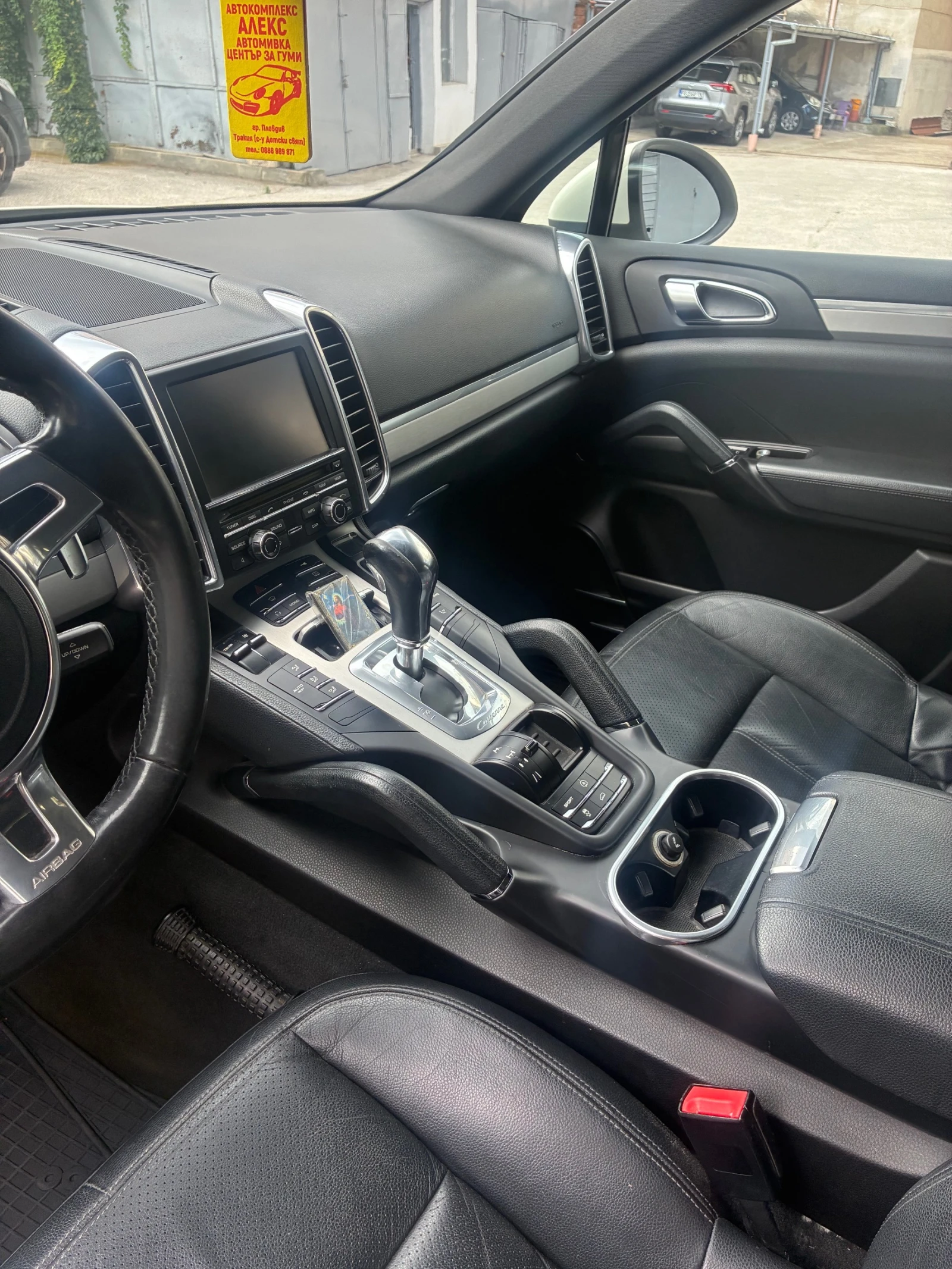 Porsche Cayenne 1 Собственик в БГ, снимка 10 - Автомобили и джипове - 55407257