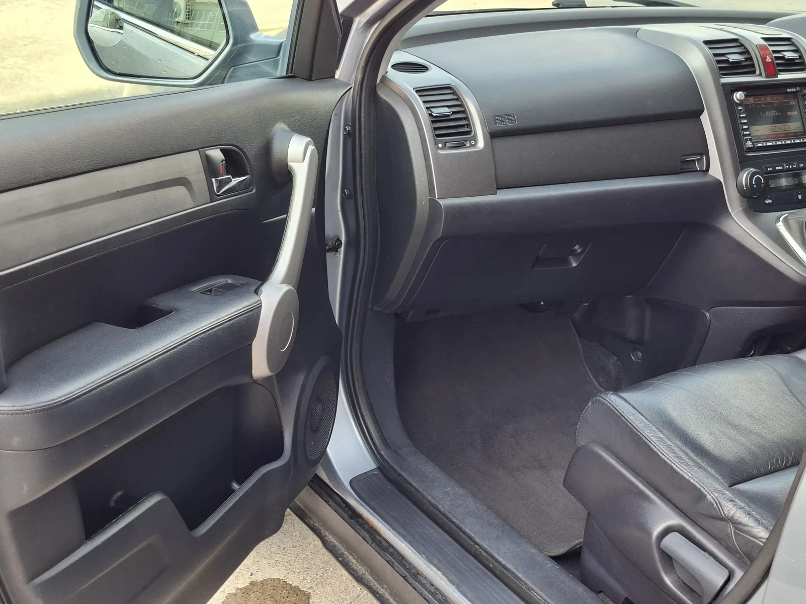 Honda Cr-v Executive+ , снимка 10 - Автомобили и джипове - 55420695