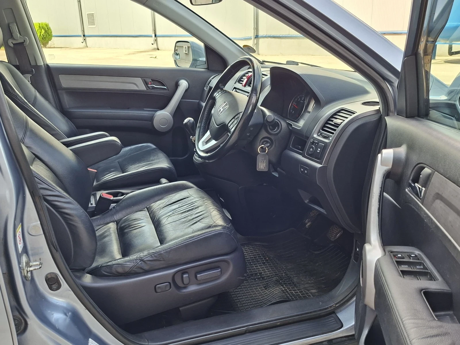 Honda Cr-v Executive+ , снимка 8 - Автомобили и джипове - 55420695