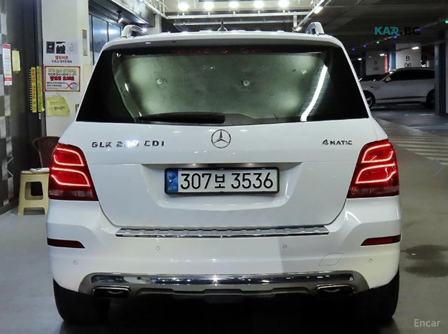 Mercedes-Benz GLK 2.2 D* PREMIUM* AMG LINE* CARPLAY* PANO*  , снимка 5 - Автомобили и джипове - 56047145