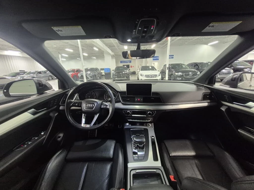 Audi Q5 quattro * Панорама * АвтоКредит (ЦЕНА ДО БГ), снимка 12 - Автомобили и джипове - 56186870