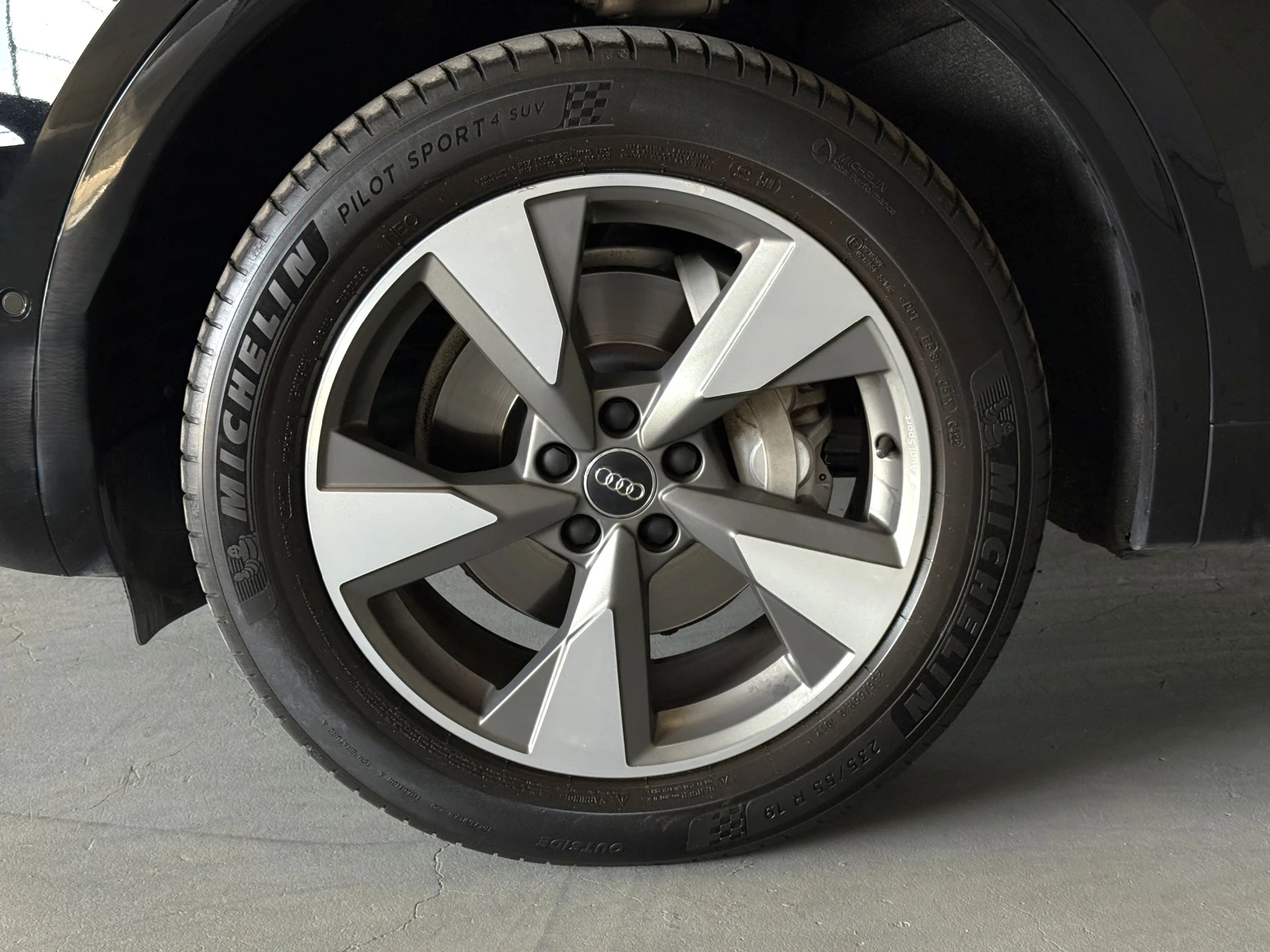 Audi Q5 40 TDI QUATTRO S LINE * ПЪРВИ СОБСТВЕНИК * , снимка 6 - Автомобили и джипове - 56315186