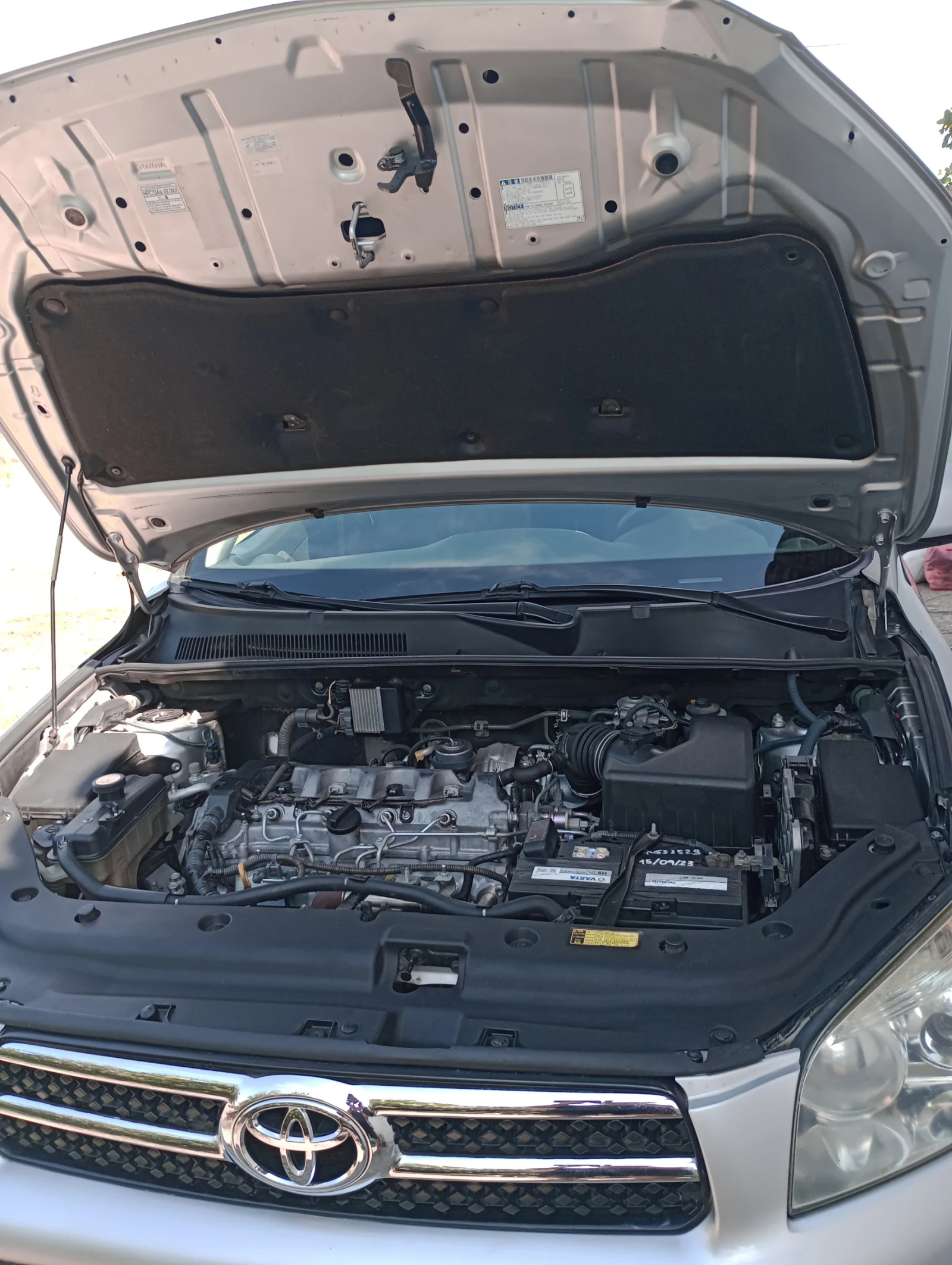 Toyota Rav4, снимка 14 - Автомобили и джипове - 56641994