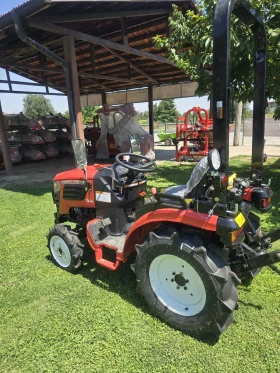 Трактор Hinomoto 3025, снимка 5