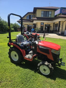 Трактор Hinomoto 3025, снимка 3