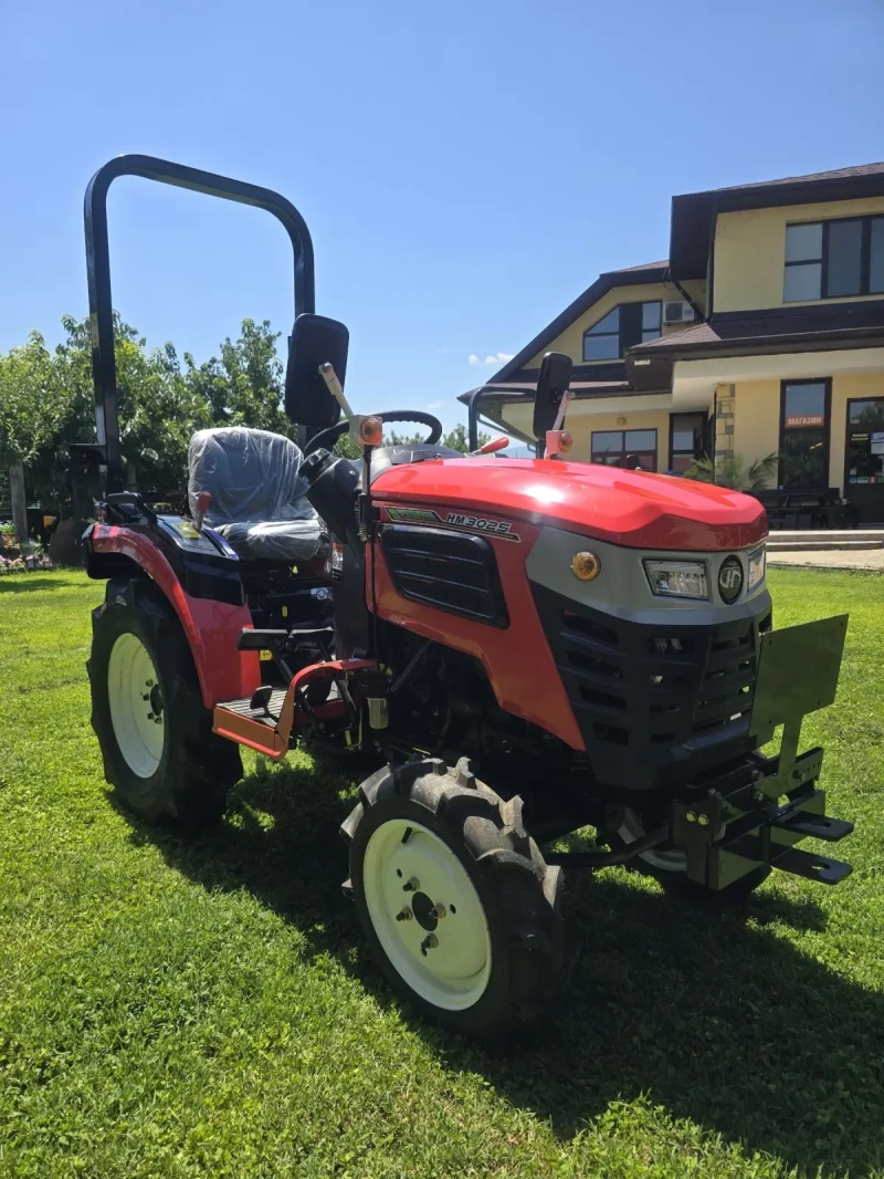 Трактор Hinomoto 3025, снимка 2 - Селскостопанска техника - 51017999