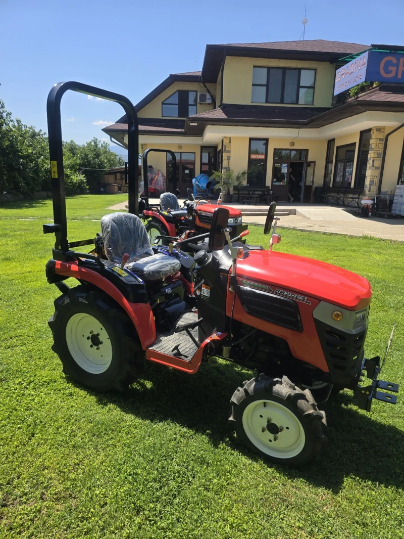 Трактор Hinomoto 3025, снимка 3 - Селскостопанска техника - 51017999