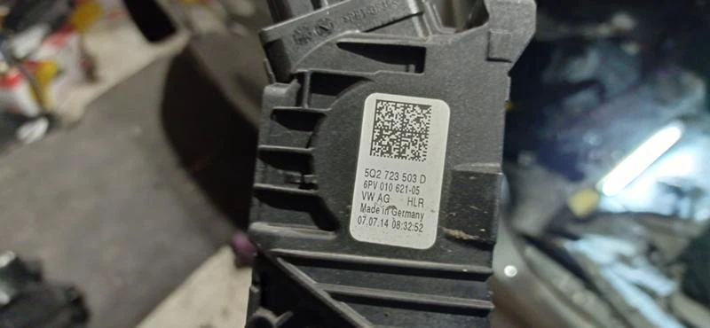      7 5Q2 723 503 D-150 Golf 7 | Mobile.bg   2