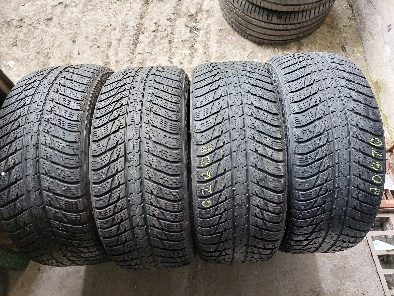 ���� 255/55R18 | Mobile.bg � ����������� 1