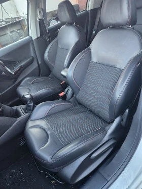 Peugeot 208 1.2i, 1.2T, снимка 11