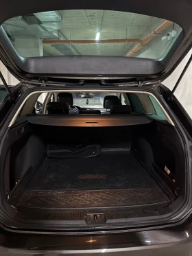 VW Passat 2.0 TDI Първи собственик , снимка 10