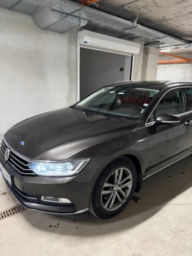 VW Passat 2.0 TDI Първи собственик , снимка 2