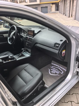 Mercedes-Benz C 320 4matic, снимка 10
