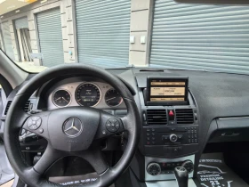 Mercedes-Benz C 320 4matic, снимка 12