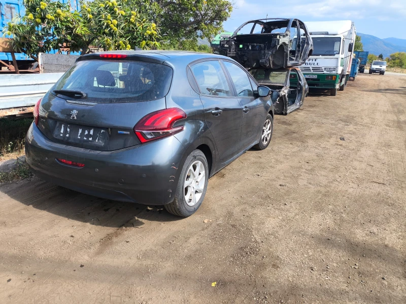 Peugeot 208 1.2i, 1.2T, снимка 3 - Автомобили и джипове - 43382493