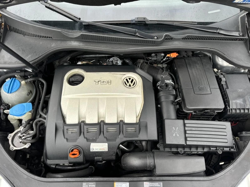 VW Golf V 2.0TDI 170hp, снимка 3 - Автомобили и джипове - 52796419