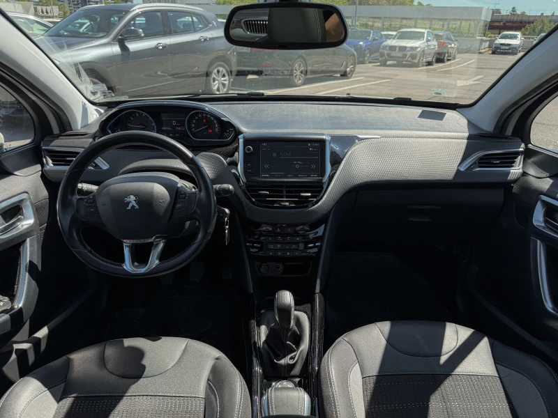 Peugeot 2008 1.2 PureTech * 110p.s * Allure* 89 000km* От Бълга, снимка 11 - Автомобили и джипове - 52622356