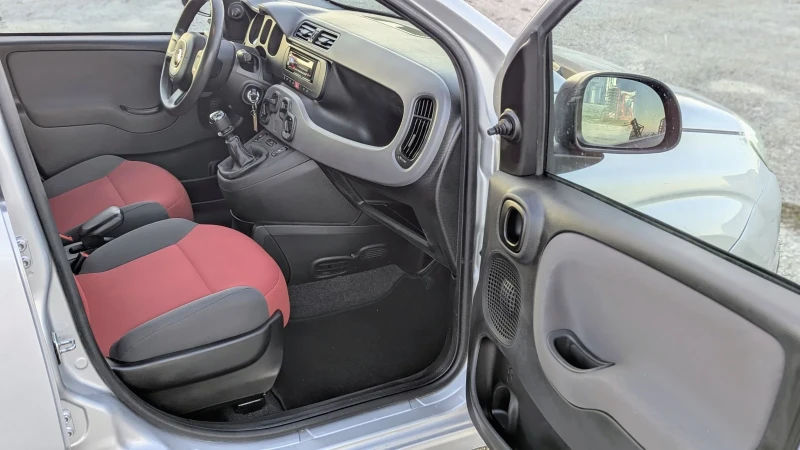 Fiat Panda 1.2i Euro6, снимка 6 - Автомобили и джипове - 52770913