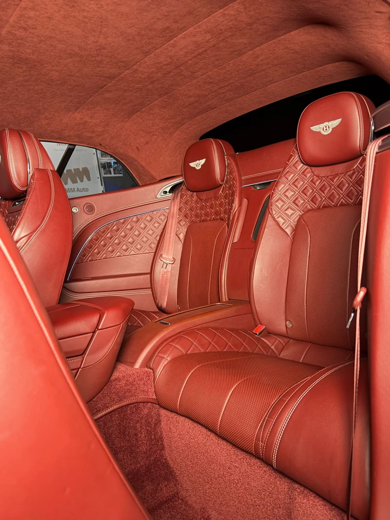 Bentley GT Convertible 6.0* Naim* Matrix* HuD* Massage* RotatingDisplay, снимка 11 - Автомобили и джипове - 52815101