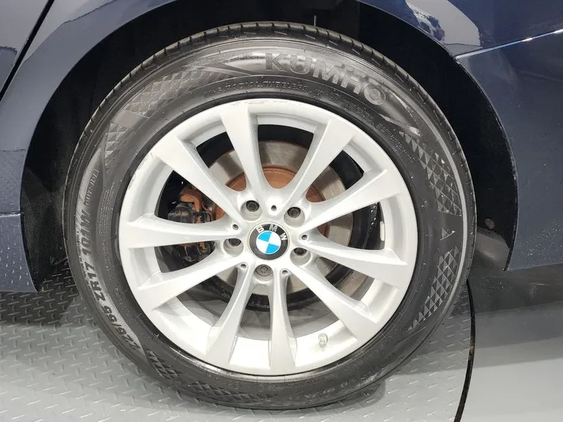 BMW 320  - изображение 5