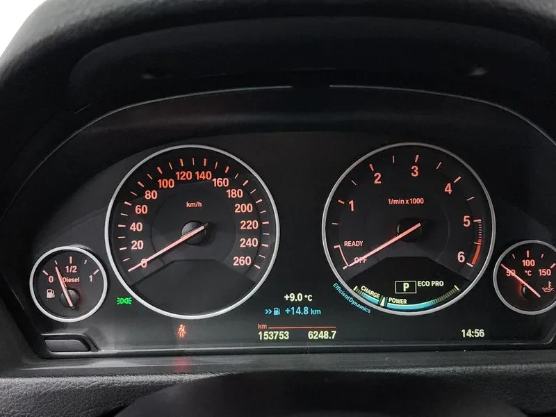 BMW 320  - изображение 8