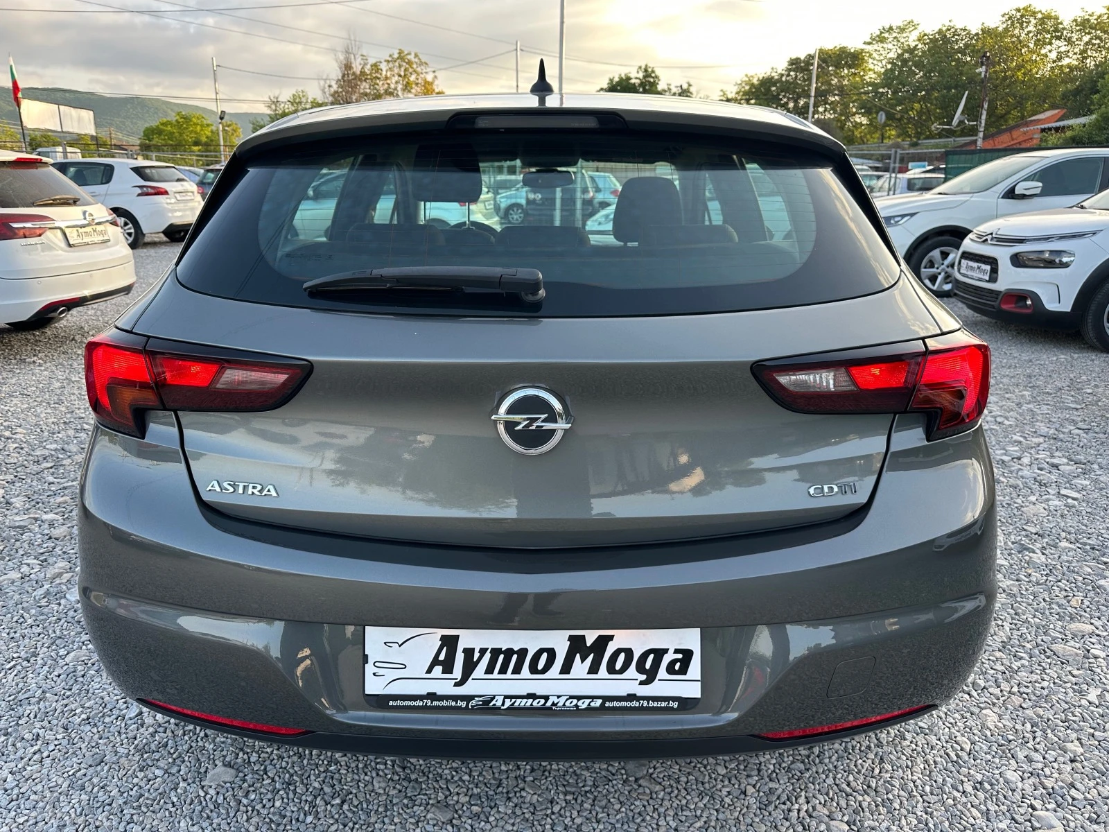 Opel Astra 1.6 NAVI.LED.PERFEKTNA - изображение 5