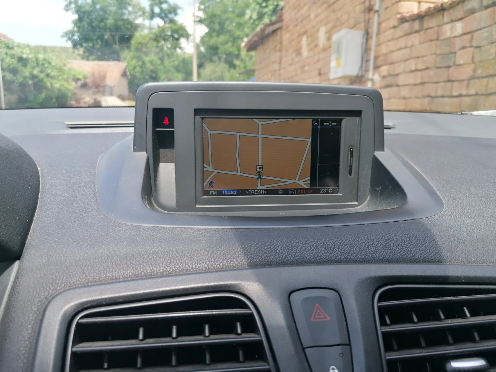 Renault Fluence ZE, снимка 10 - Автомобили и джипове - 53919222