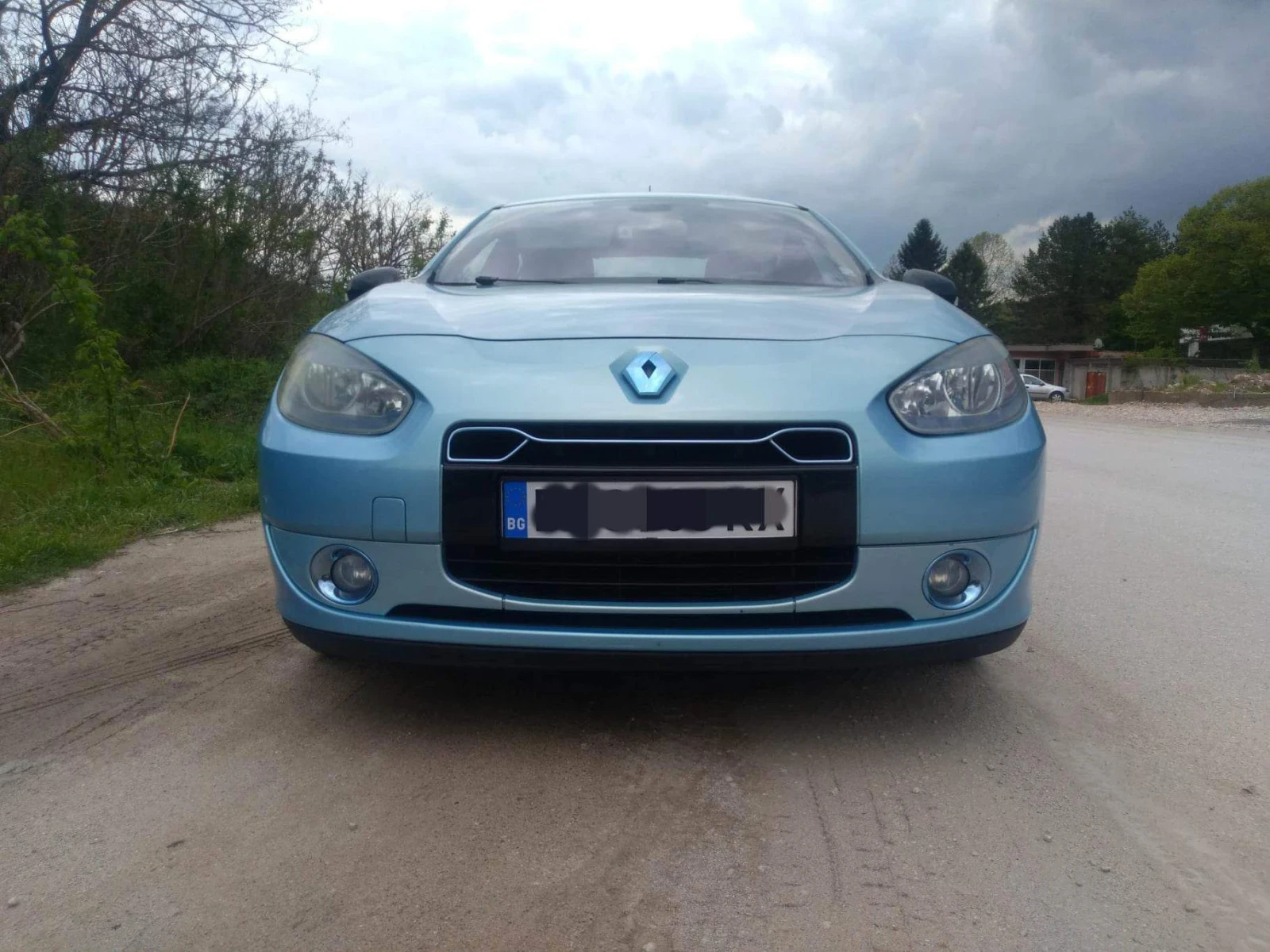 Renault Fluence ZE - изображение 2